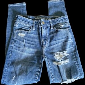 American Eagle Outfitters Women's Blue Distressed Jeans